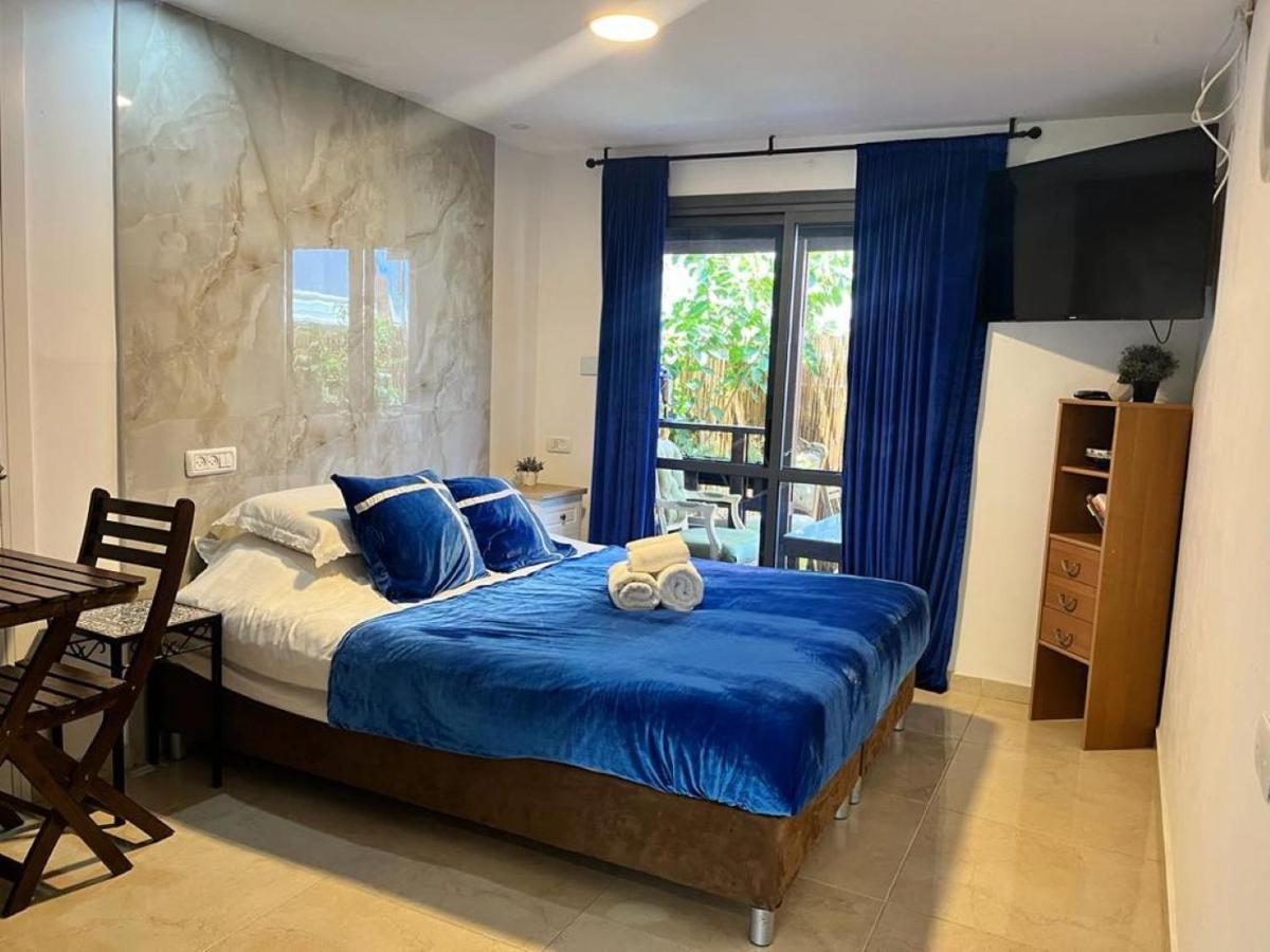 Ahuzat Shaul Seaside Bed & Breakfast Hadera Ngoại thất bức ảnh