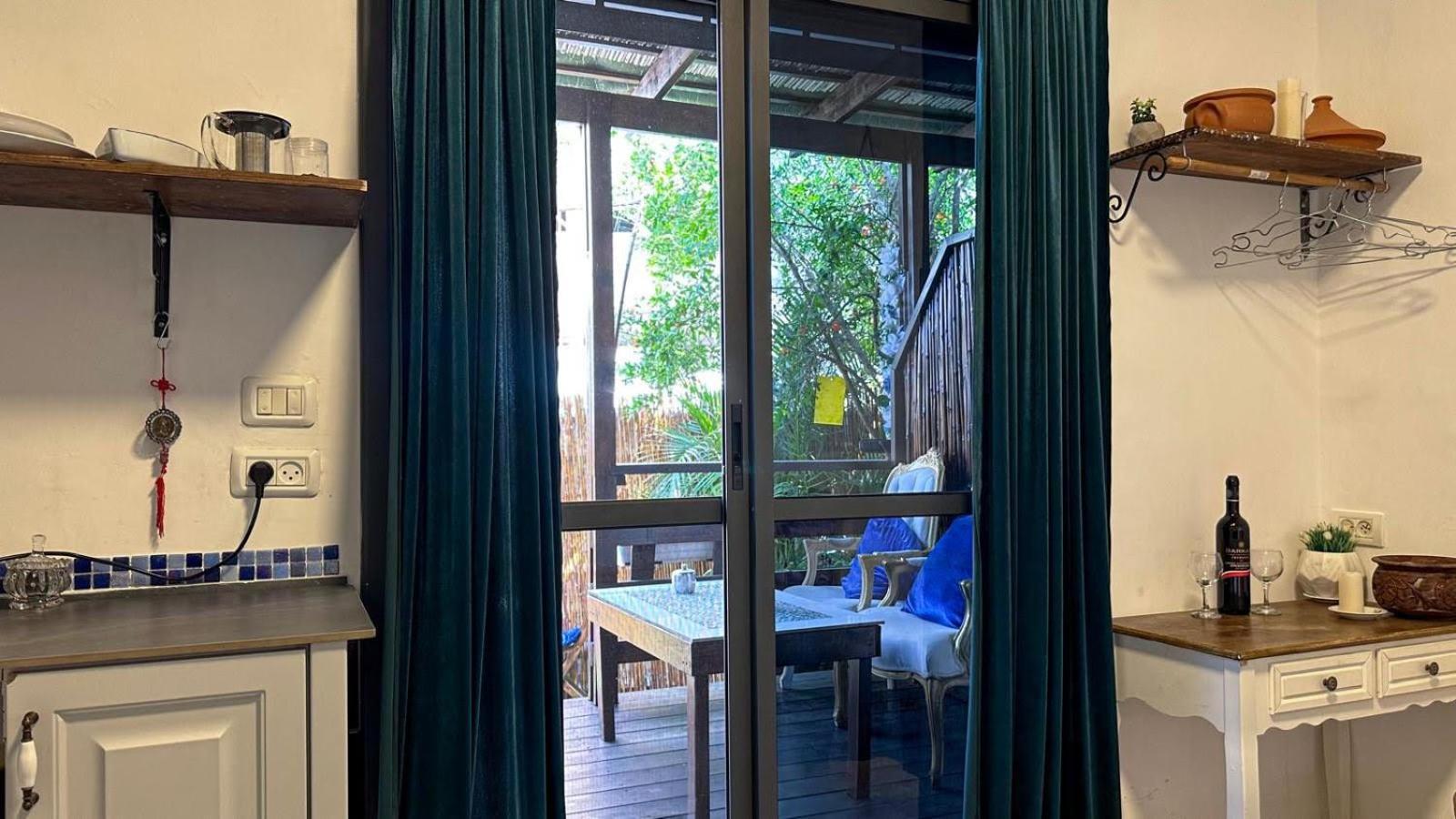 Ahuzat Shaul Seaside Bed & Breakfast Hadera Ngoại thất bức ảnh